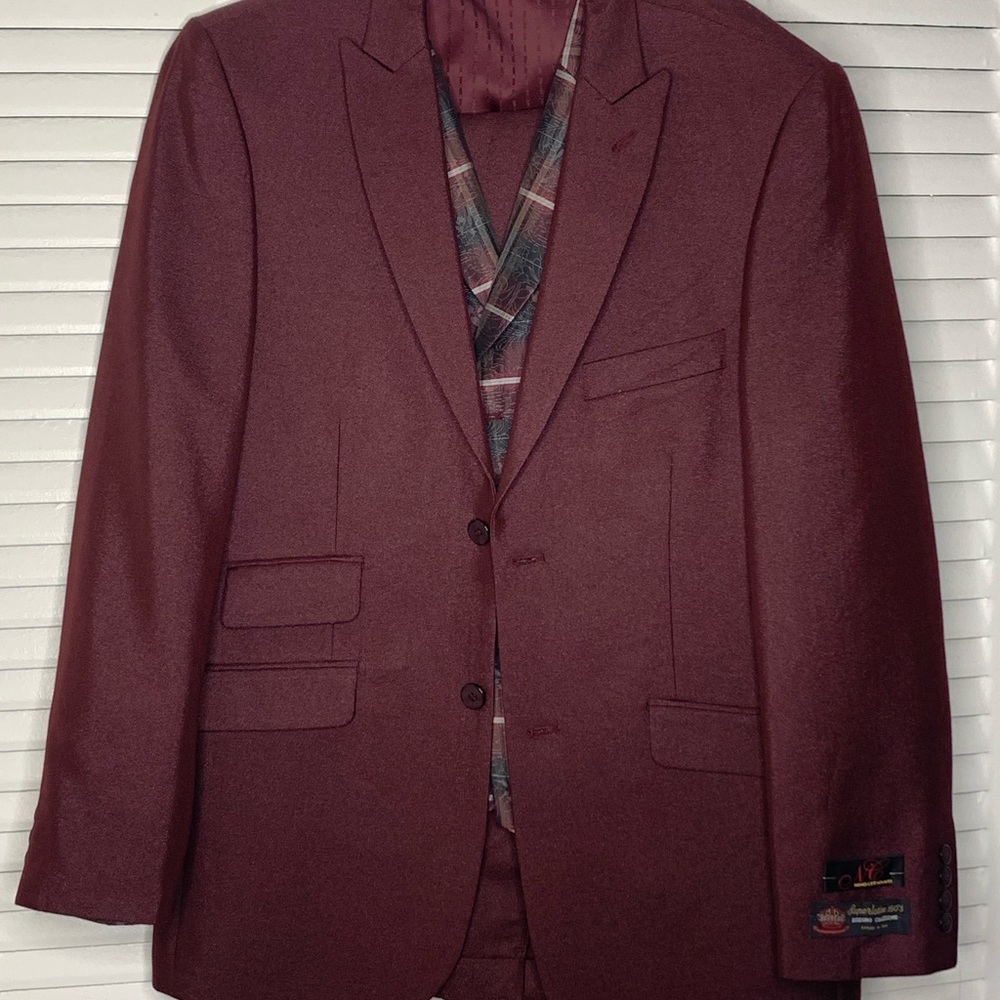 3 PC MENS DRESS SUIT
